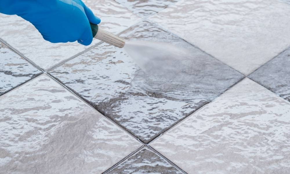 Spray Grout With Equal Parts Vinegar And Warm Water